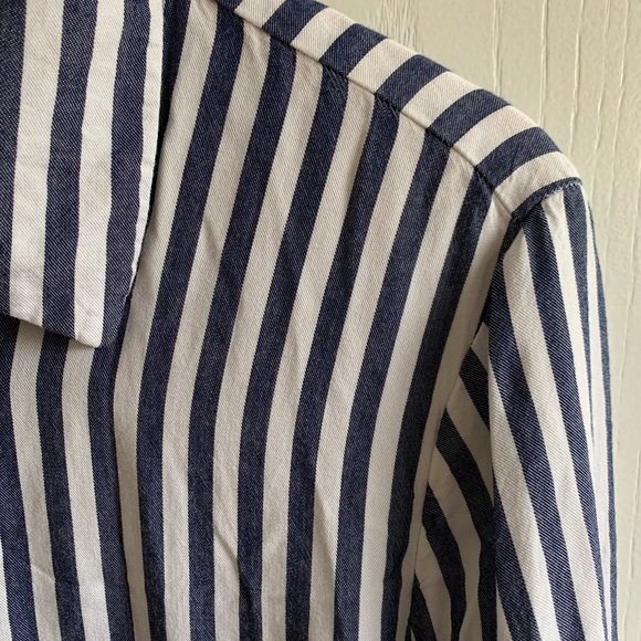 Navy blue and white stripped button down shirt with faux shell buttons. - Picture 2 of 8